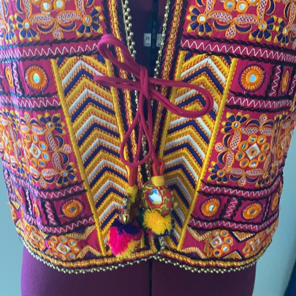 Beautiful vest - Picture 4 of 7